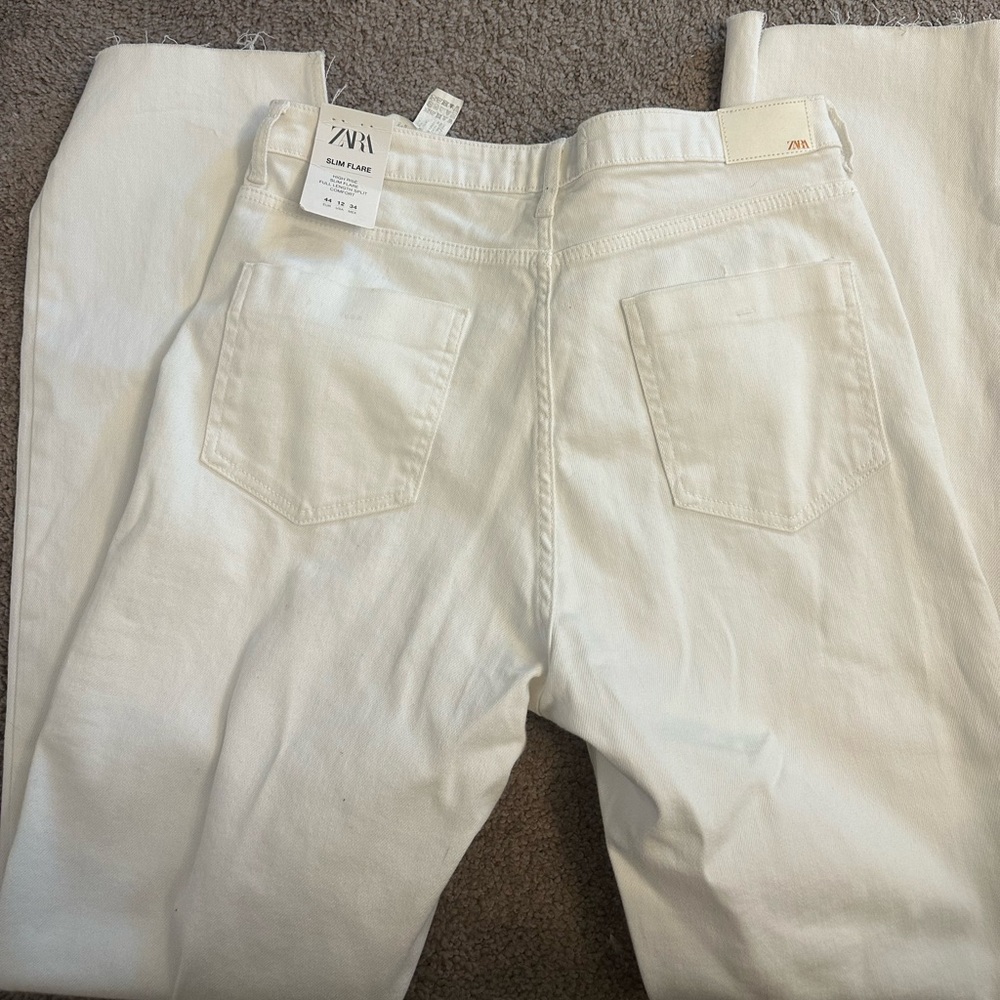 Zara high rise women’s white jeans